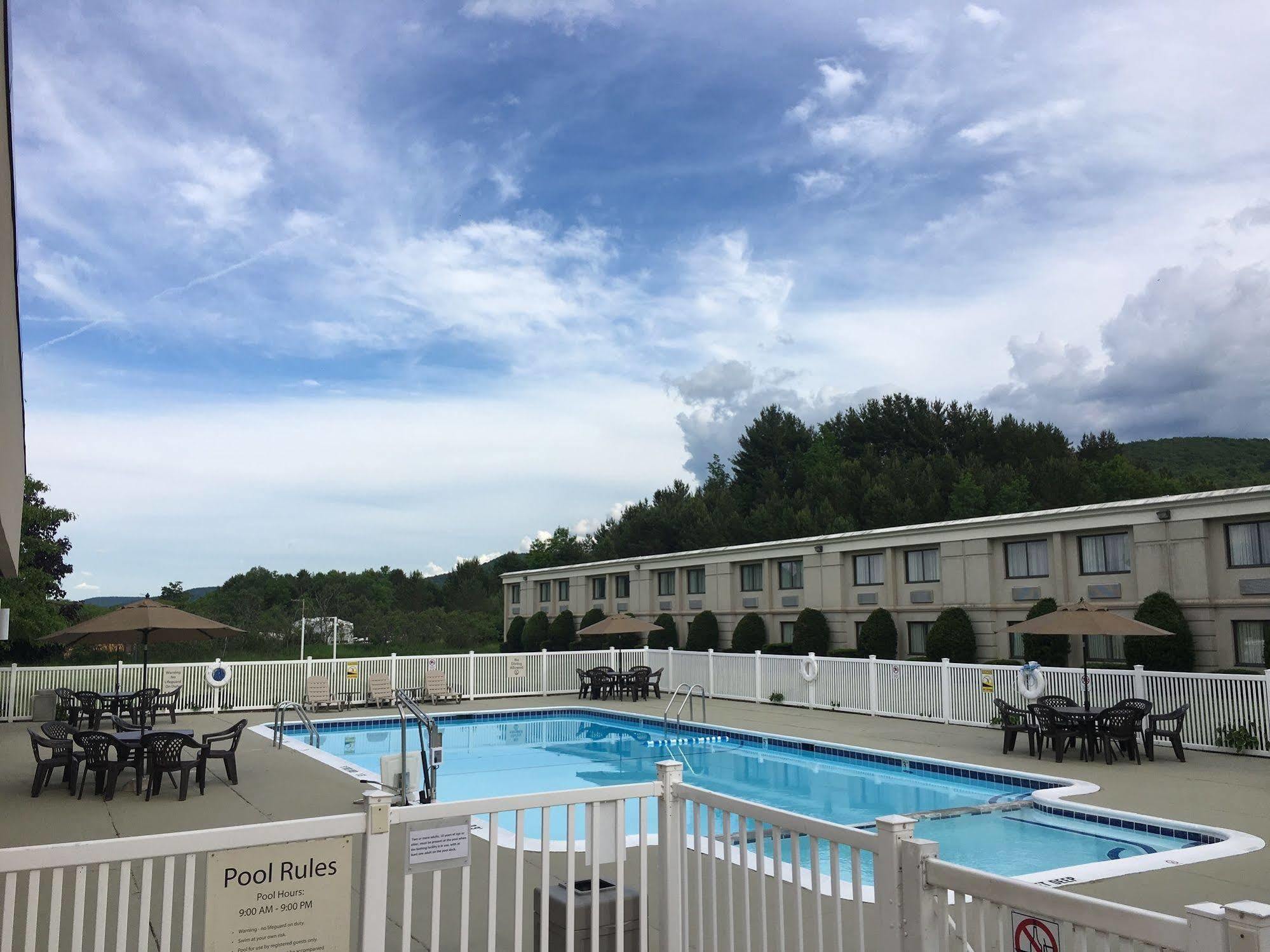 Quality Inn Oneonta Cooperstown Area Εξωτερικό φωτογραφία